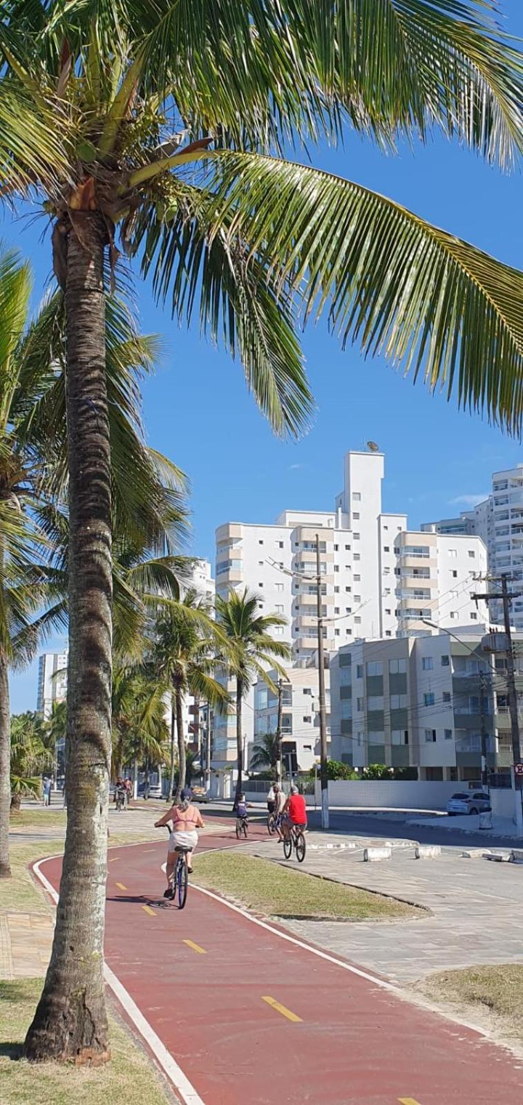 Apartamento Na Praia ปรายากรันเด ภายนอก รูปภาพ