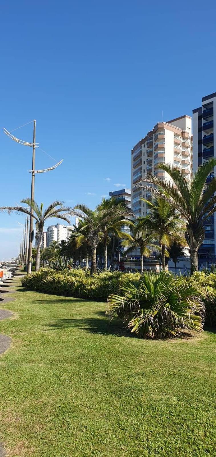 Apartamento Na Praia ปรายากรันเด ภายนอก รูปภาพ